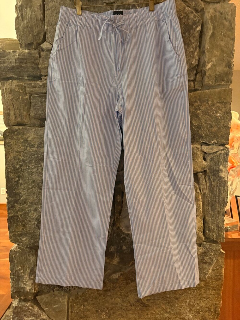 2 PAIRS GAP PJ LOUNGE PANTS FLORAL AND STRIPE PRINTS SIZE MED; NWT - Picture 2 of 9